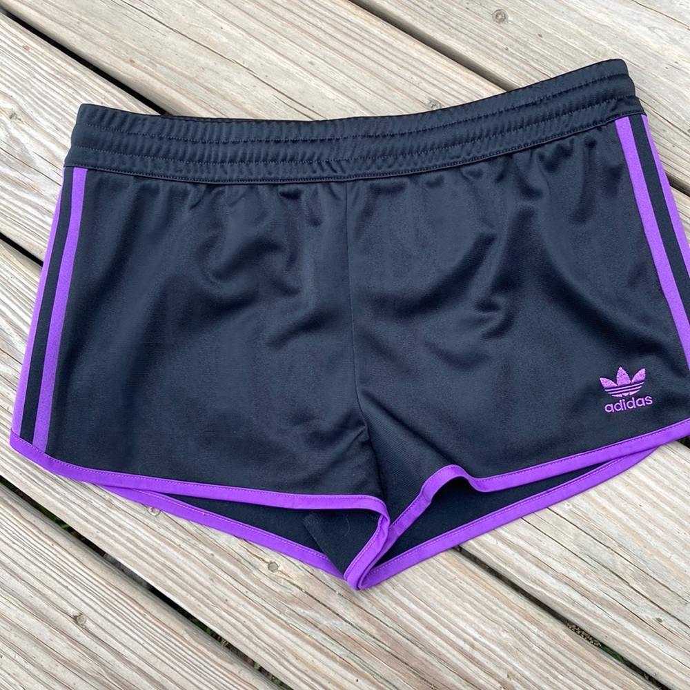HP 🎉💖 ADIDAS shorts